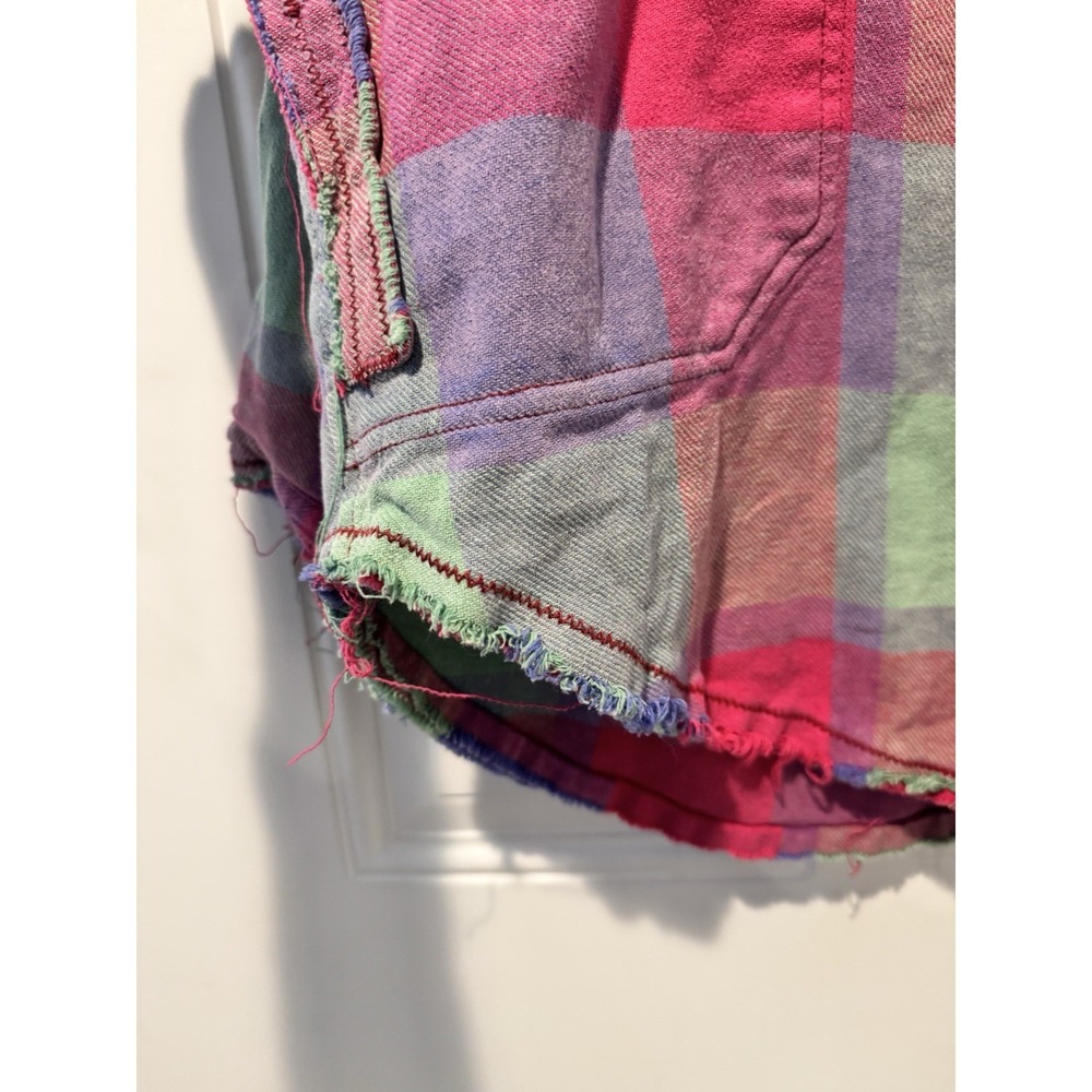 We The Free Women's Plaid Shirt Jacket Raw Hem Distressed Boho Pink Green S - Picture 6 of 13